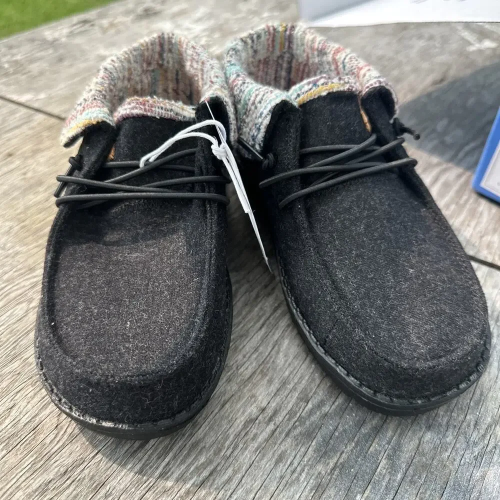 Hey Dude Wendy Fold Youth Baja Black Slip On Youth YD 12 NWB 970